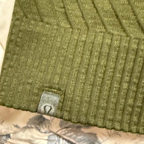 Lululemon Half Zip Textured Long Sleeve - Army Green - Picture 5 of 5